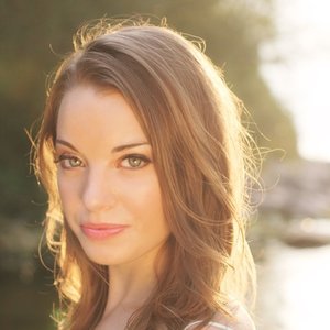 Alycia Mayhew 的头像