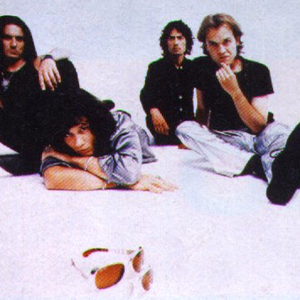 Héroes del Silencio photo provided by Last.fm