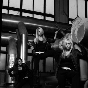 Imagen de 'COM'MA'