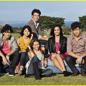 Jonas Brothers, Miley Cyrus, Selena Gomez のアバター