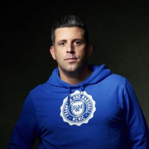 Peter Dennis 的头像