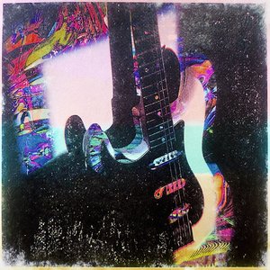 La Plaza - Single