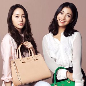 f(Luna+Krystal) 的头像