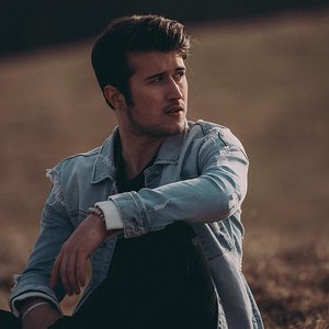 Dylan Schneider 的头像