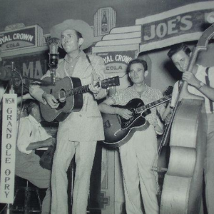 Hank Williams With His Drifting Cowboys photo provided by Last.fm