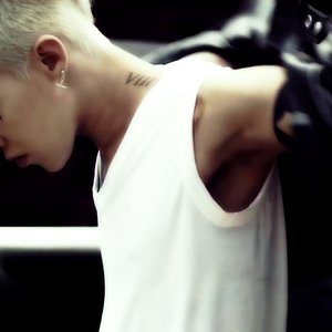 Imagen de '지 드래곤(G-Dragon)'