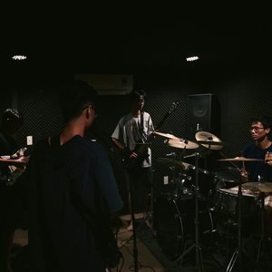 Chấm Trắng 的头像
