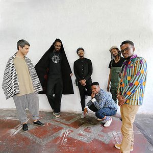 Shabaka And The Ancestors のアバター