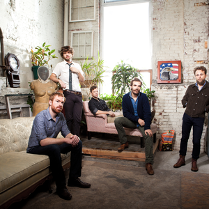 Red Wanting Blue photo provided by Last.fm