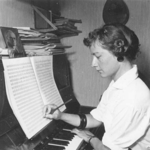 Else Marie Pade photo provided by Last.fm