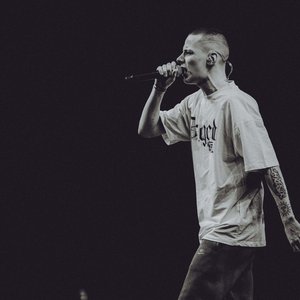 pogány induló 的头像