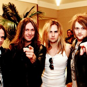 WeAreHarlot 的头像