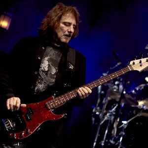 “Geezer Butler”的封面