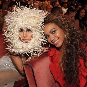 Lady GaGa (feat. Beyoncé) 的头像