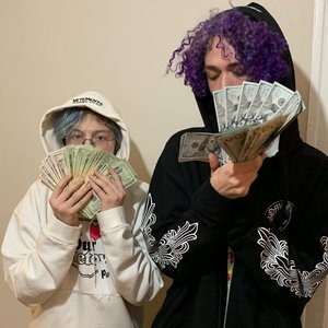 Avatar di PLAYWITHGUNS