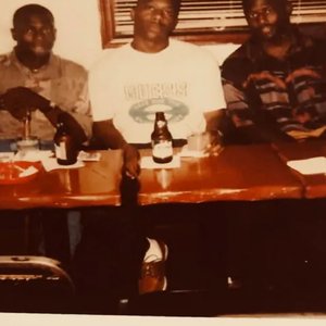 Royal Reggie 的头像