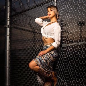 FionaZed 的头像