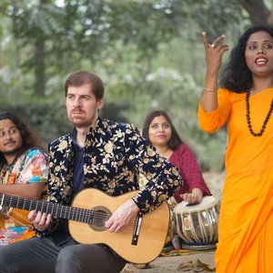 Image for 'Simon Thacker's Svara-Kanti'
