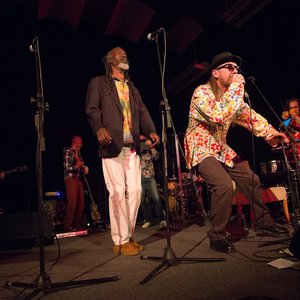 Roots Cafe 的头像