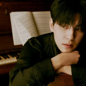 Wonpil (DAY6) - Topic 的头像