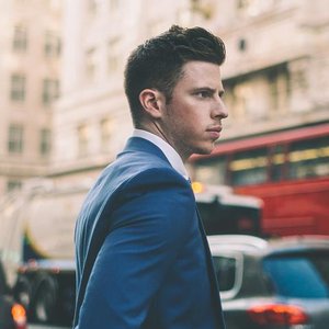 Nick Brewer 的头像