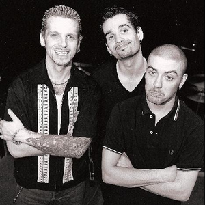 (sic) photo provided by Last.fm