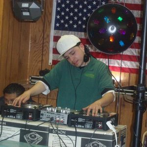 DJ Mo 的头像