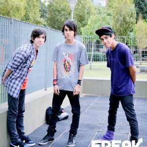 Freak Out! 的头像