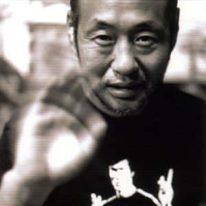 Izumiya Shigeru 的头像