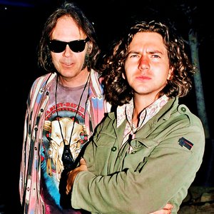 Neil Young & Pearl Jam 的头像