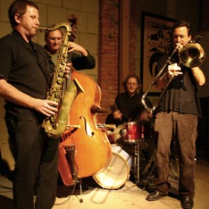 Cosmologic 的头像