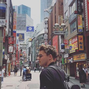 Luke Mitchell 的头像
