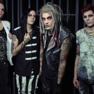 Davey Suicide feat. Telle Smith 的头像