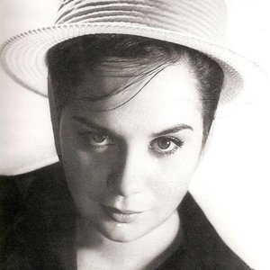 Sylvia Telles için avatar