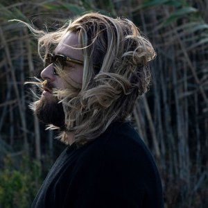 Album artwork for Neus Läbe by Baschi