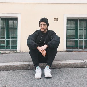 David Petre 的头像