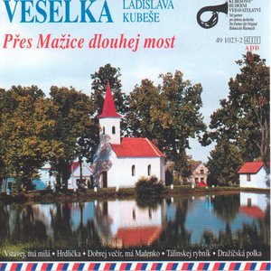 Přes Mažice dlouhej most