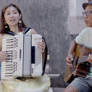 “山狗大後生樂團”的封面