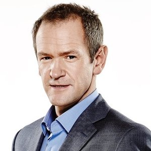 Alexander Armstrong 的头像