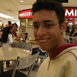 Bonde faz gostoso için avatar