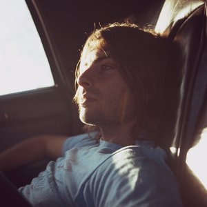 Robert Schwartzman のアバター