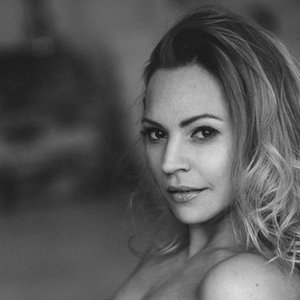 Sári Évi 的头像