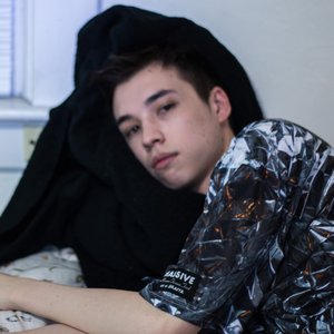 Mencius Leonard 的头像
