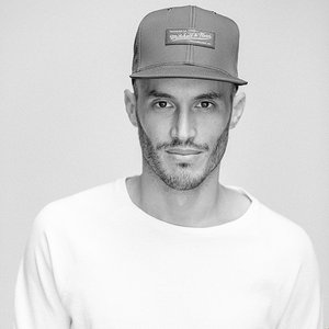Nathan Goshen 的头像