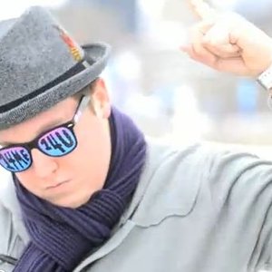 TB1 的头像