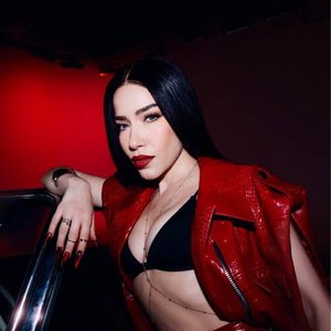 Burcu Güneş 的头像