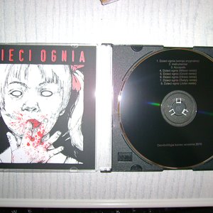 “Dzieci Ognia Bootleg”的封面