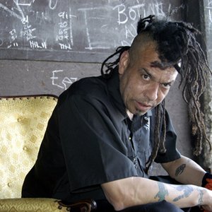 Chuck Mosley 的头像