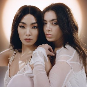 Avatar di Charli XCX & Rina Sawayama