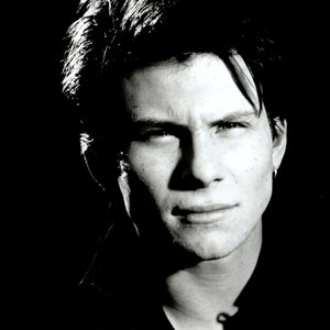 “Christian Slater”的封面